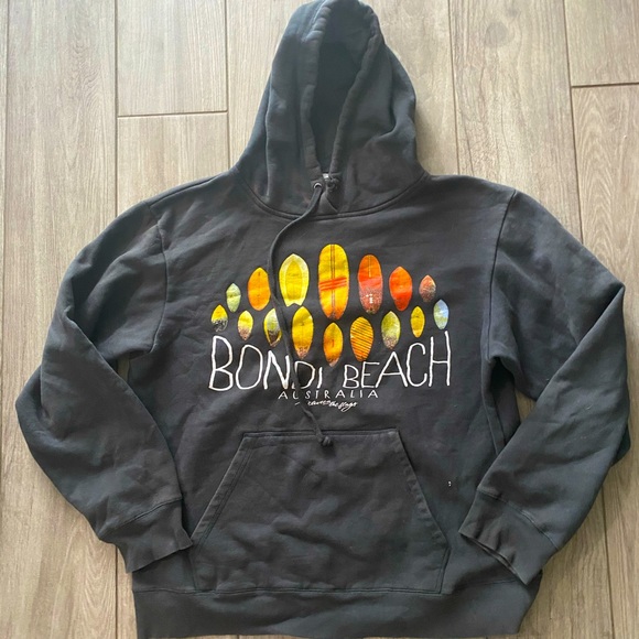 GREY BONDAI BEACH HOODIE SIZE LARGE🖤🖤 - Picture 2 of 4